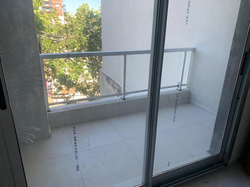 Imagen 7 de 7 de Departamento Dos Ambientes Con Balcón Al Frente