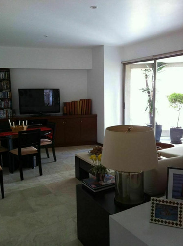 Imagen 2 de 15 de Magnífico Departamento En Dos Vistas