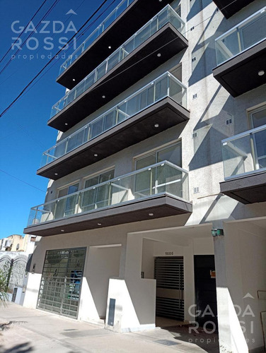 Imagen 1 de 10 de Departamento - Adrogue