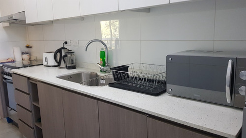 Arriendo Remodelado/ Amoblado 2d2b Seguro Y A Pasos De Todo