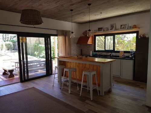 Casa En Venta De 3 Dormitorios En Montoya