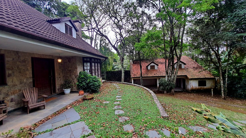 Casa Sobrado Com Jardim Grande E Garagem Com Edícula (valor Negociável), Na Serra Da Cantareira