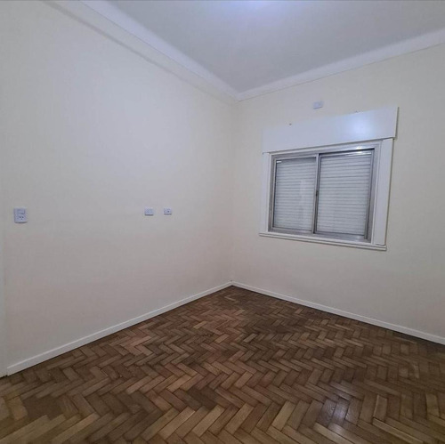 Casa En Venta - 4 Dormitorios 2 Baños - 179mts2 - Avellaneda