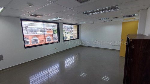 Imagen 8 de 13 de Los Palos Grandes 23-13126