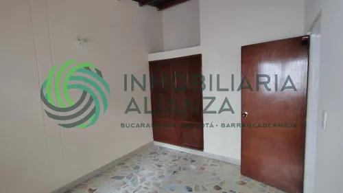 Apartamento En Arriendo En Comuneros. Cod A14169