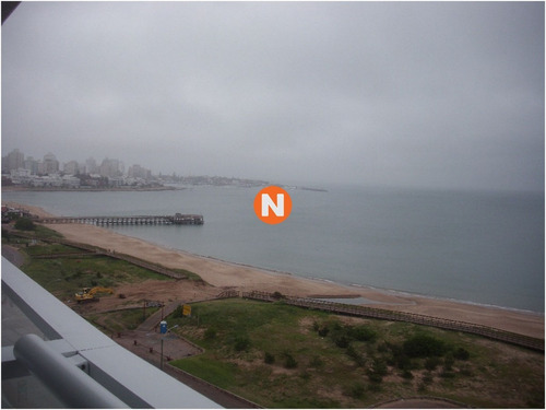 Apartamento En Venta Y Alquiler, Mansa, Punta Del Este, 3 Dormitorios.- Ref: 762
