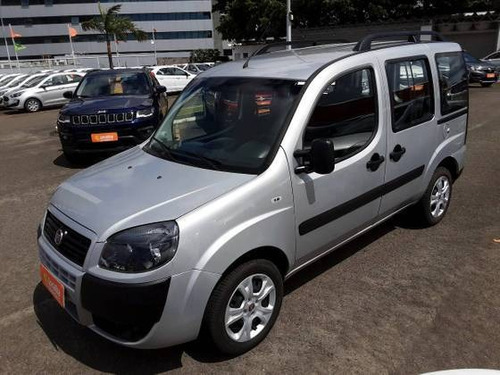 Imagem 4 de 10 de Fiat Doblò 1.8 Mpi Essence 7l 16v Flex 4p Manual