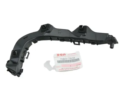 Guía Mensula Derecha Parachoque Trasero Suzuki Swift 12/17