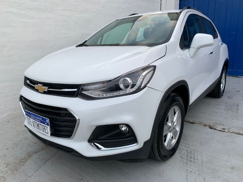 Chevrolet Tracker LTZ 4X2 PREMIER TRACKER 1.8 4X2 LTZ PREMIER L/17 MT