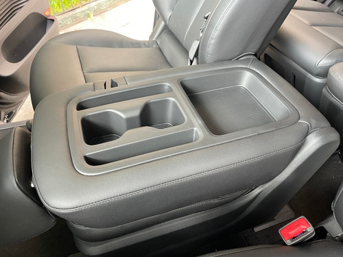 Hyundai Staria 2.2 Vgt Diesel 4wd Full Premium 11 Pasajeros