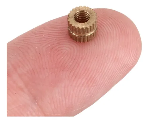 Embudo Hembra De Latón Moleteado Con Rosca De M3 X 4 Mm X 5