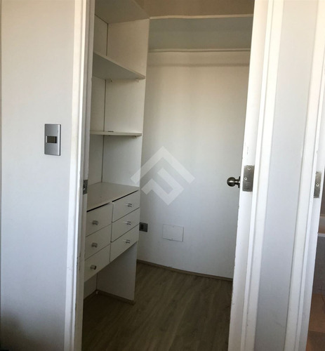 Departamento En Venta De 1 Dorm. En Maipú
