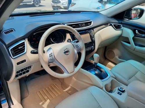 Nissan X-Trail 2.5 Exclusive 3 Row Cvt