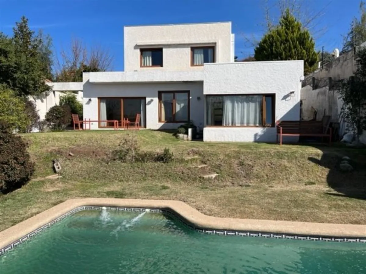 Imagen 1 de 20 de Casa En Venta De 3 Dorm. En Las Condes