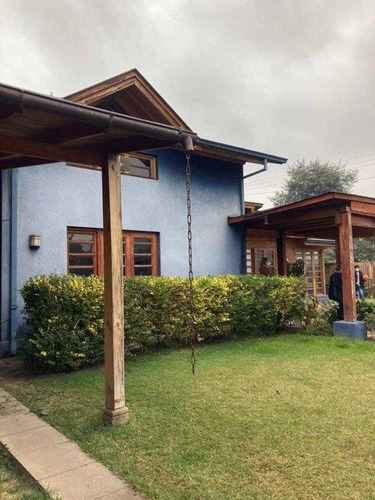 Imagen 3 de 28 de Casa Dos Piso ,estilo Colonial
