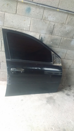 Puerta Delantera Derecha Para Fiesta Max