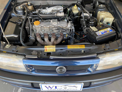 Imagem 6 de 15 de Chevrolet Vectra 2.0 Mpfi Cd 8v Gasolina 4p Manual