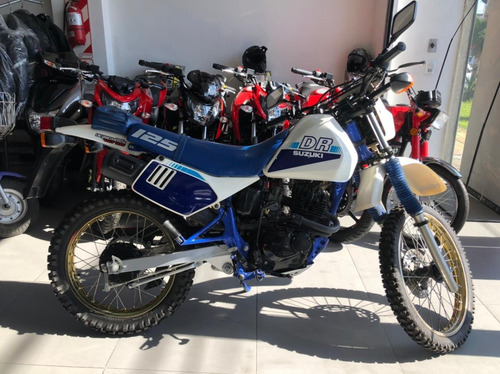 Imagen 2 de 13 de Suzuki Dr 125 Impecable Sin Restaurar De Colección Delisio