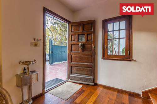Venta - Casa 5 Ambientes Con Cochera Y Piscina - Vicente López