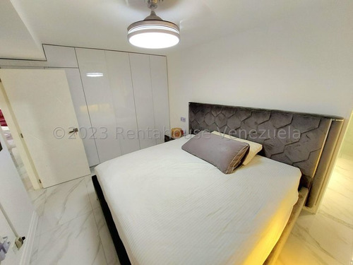 Apartamento En Alquiler En Santa Paula 25-20639