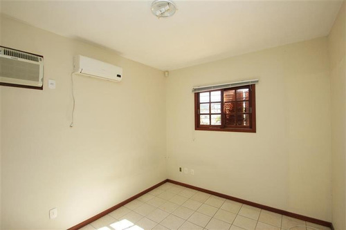 Casa À Venda, 224 M² Por R$ 1.350.000,00 - Itacorubi - Florianópolis/sc - Ca3321