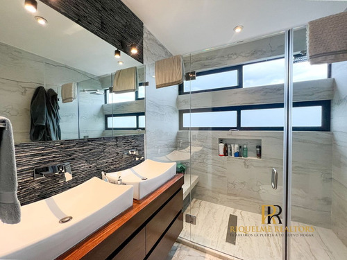 Casa Moderna Con Vista Al Bosque En Condado De Sayavedra Lujo Y Naturaleza