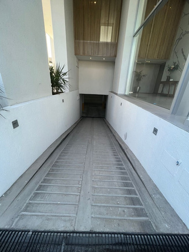 Alquiler Departamento 2 Dormitorios Banfield Con Cochera