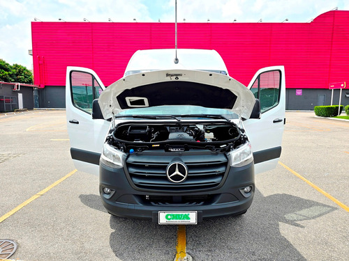 Mercedes-Benz Sprinter Furgão 2.0 315 Street Cdi Longo Teto Alto 10,5M3 5P