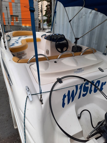 Imagem 6 de 15 de Lancha Twister 150 (fibrafort) + Yamaha 40hp