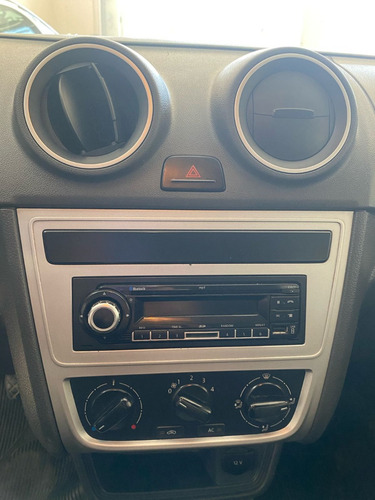 Volkswagen Gol Trend 1.6 Pack I 101cv