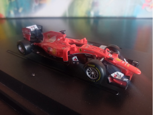 Formula 1 Ferrari Sf-15t Sebastián Vettel Burago Escala 1/43