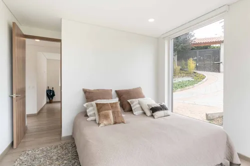 Casa En Venta En La Calera. Cod V5661