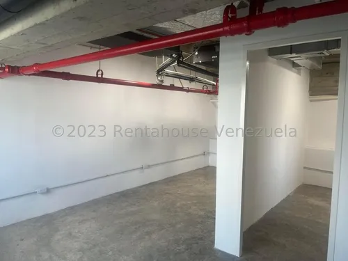 Local En Venta El Rosal Abm