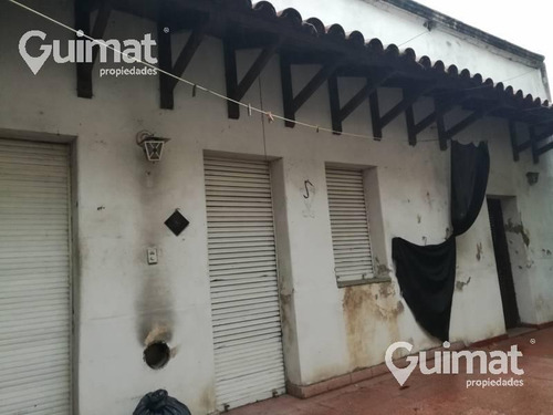 Imagen 7 de 19 de Casa A Reciclar Sobre Excelente Lote Apto Para Edificar