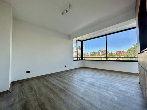 Imagen 8 de 12 de Espectacular Departamento 2d+2b Recién Remodelado
