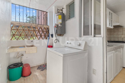 Departamento En Venta En Villa Hamburgo, Versalles, Puerto Vallarta