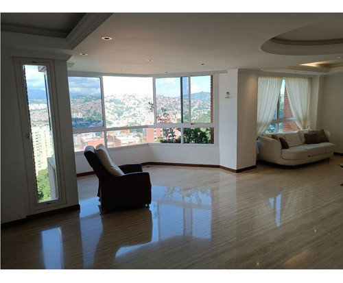 En Venta Espectular Penthouse En Colinas De La California Por $299.000