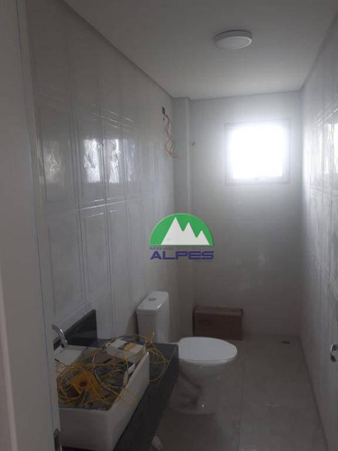 Imagem 7 de 18 de Sobrado Com 3 Dormitórios À Venda, 180 M² Com 4 Vagas De Garagem Coberta!! - So1485