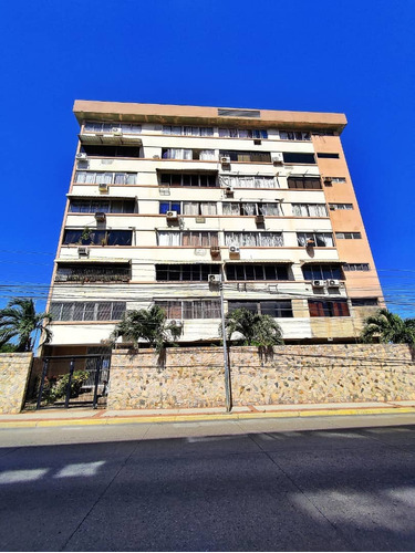 Venta De Apartamento En Los Corales En La Guaira Lfm24