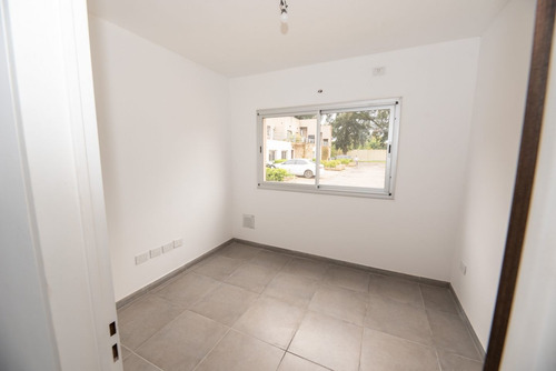 Imagen 10 de 15 de Departamento En Venta En Canning