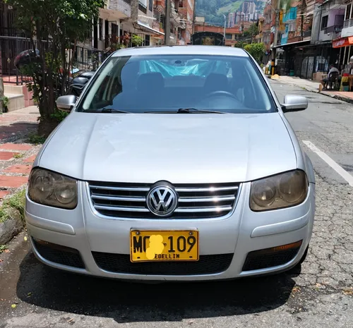 Jetta Clásico 2.0 Automático Sport