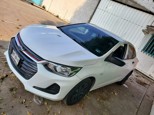Chevrolet Onix 1.0t Ls Mt