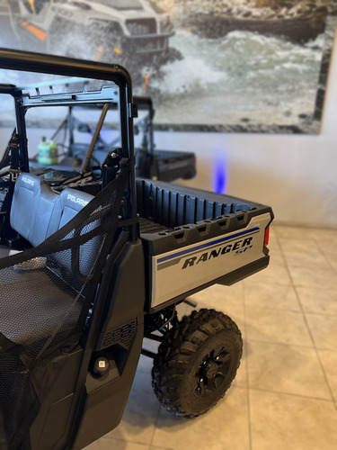 Polaris Ranger Crew 570 4 Plazas 2023 Utv No Canam Defender