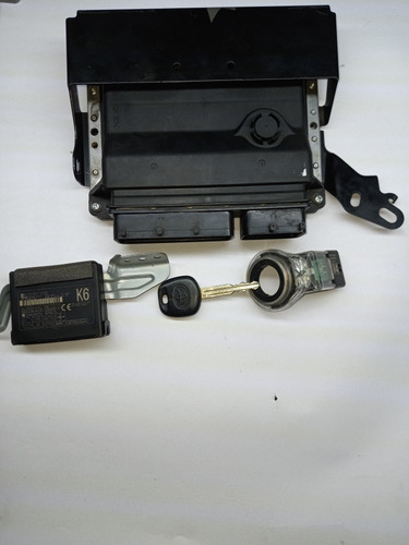 Computadora Toyota Hiace Kit Completo (Usado)
