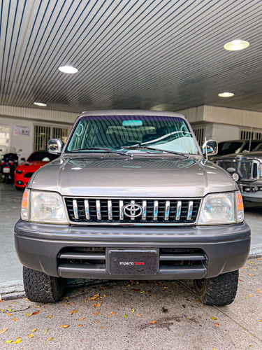 Imagen 8 de 8 de Toyota Meru 4x4 Sincronica 2007