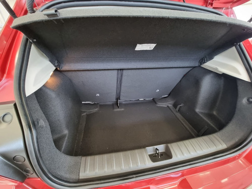 Imagen 21 de 23 de Chevrolet Onix Lt Tech 5p Ph