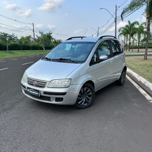 Fiat Idea Attractive 1.4 8V (Flex)