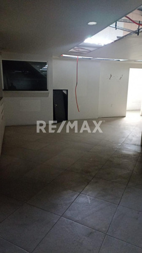 Local En Renta En Plaza Comercial Av. Tecnologico, Metepec Estado De Mexico