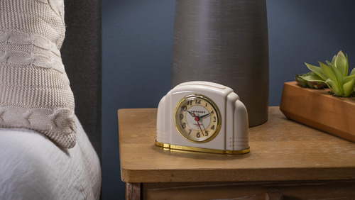 Crosley Reloj Analogico Despertador Estilo Art Deco Vintage
