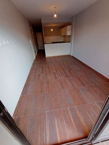 Imagen 6 de 14 de Departamento En Venta En Lanus Oeste